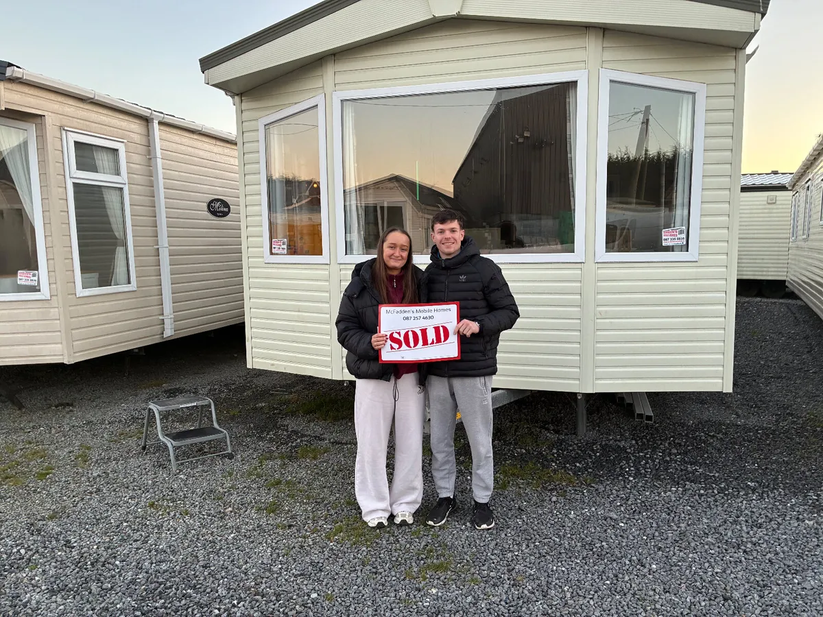 ITS A HAPPY NEW YEAR/HOME FOR THIS LUCKY COUPLE - Image 1