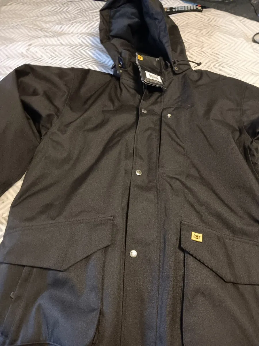 CATERPILLAR MENS JACKET (NEW) - Image 4