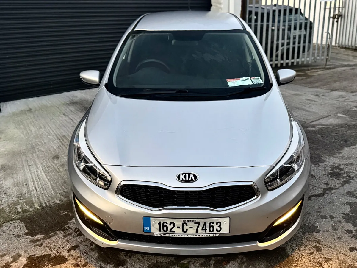 Kia Ceed (162) LOW KM’S 1.6 - Image 2
