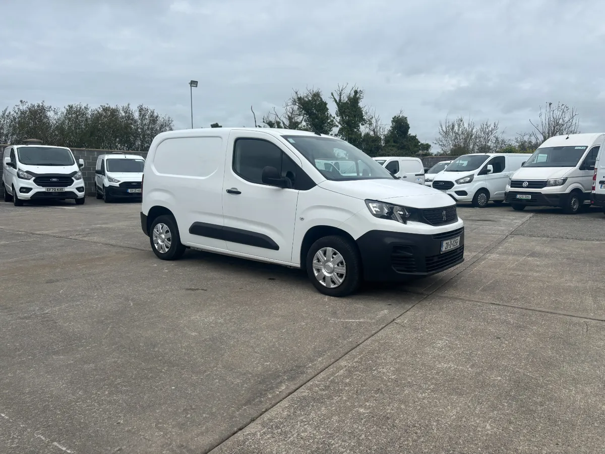 Peugeot Partner... Low Miles... Lovely Van... - Image 4