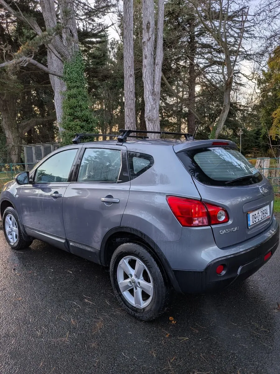 Nissan Qashqai 2009 - Image 2