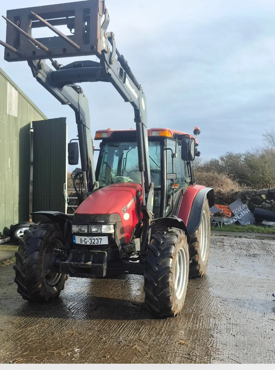 2011 Case JXU 105 Tractor - Image 1