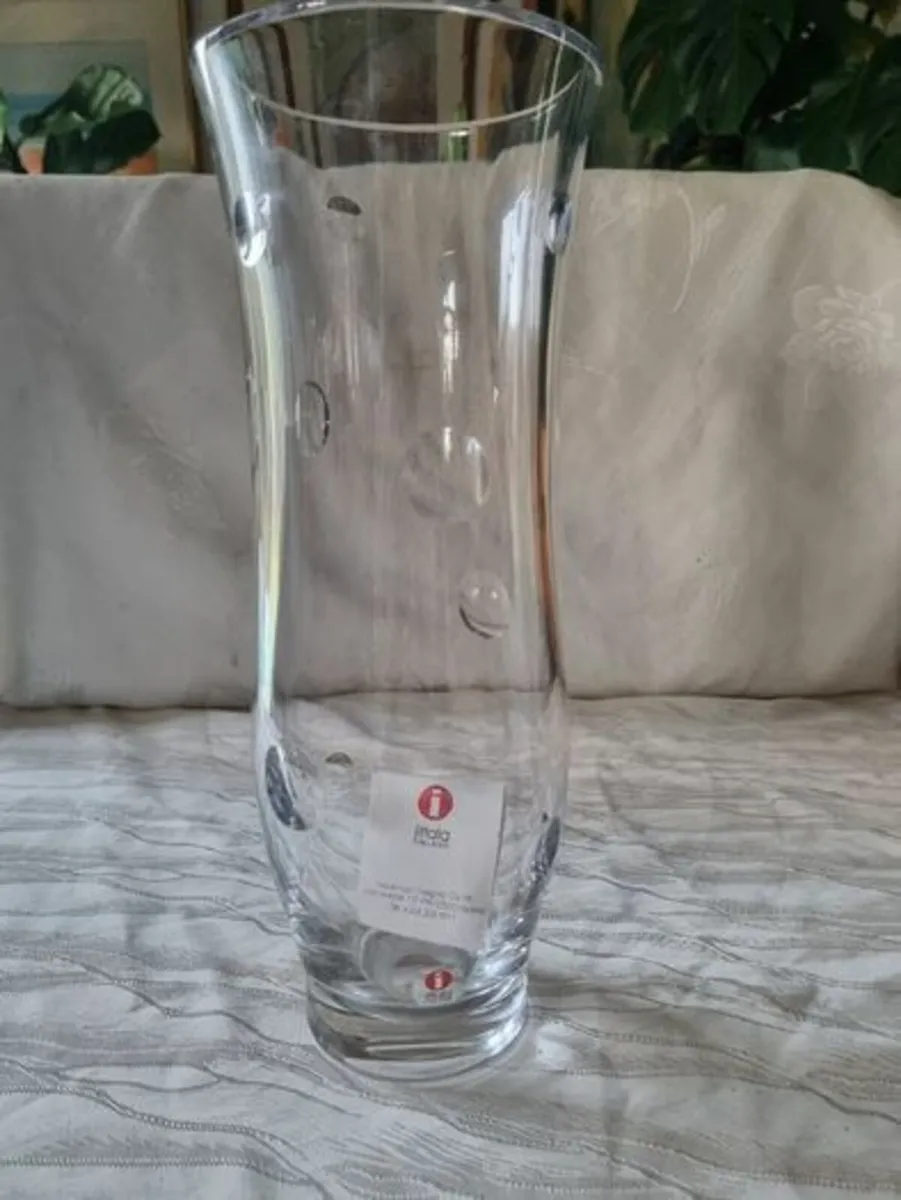 Scandinavian Art Glass Vase Iittala Finland - Image 2