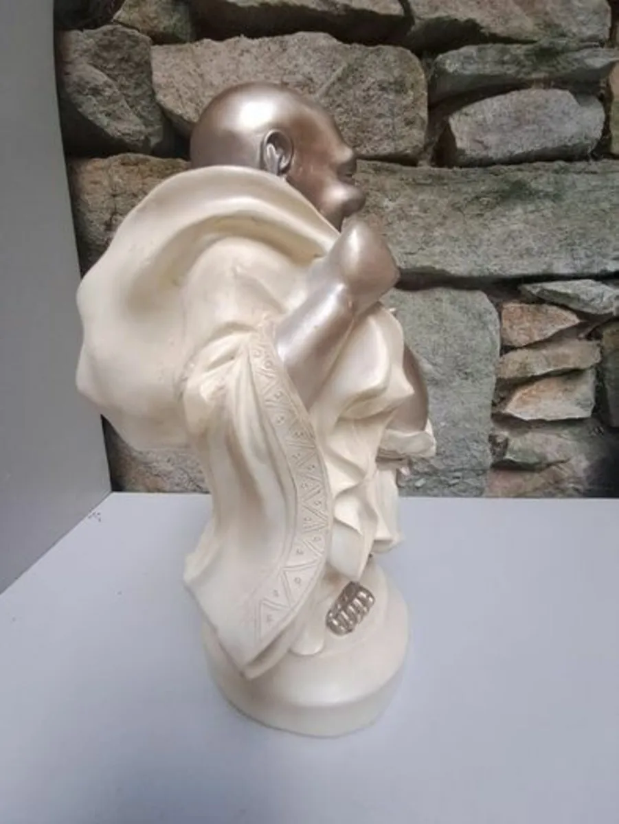 Buddha very happy - Image 2