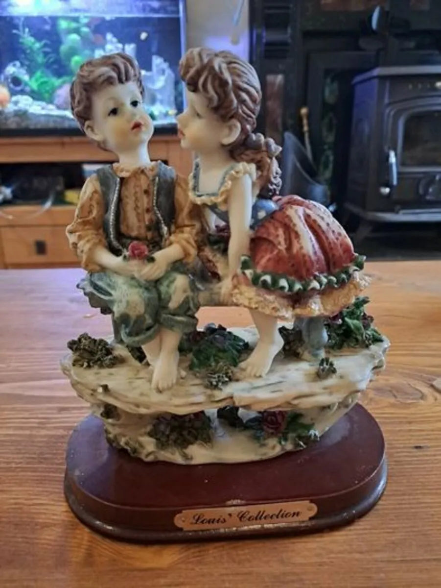 Louis' Collection Figurine - Image 1