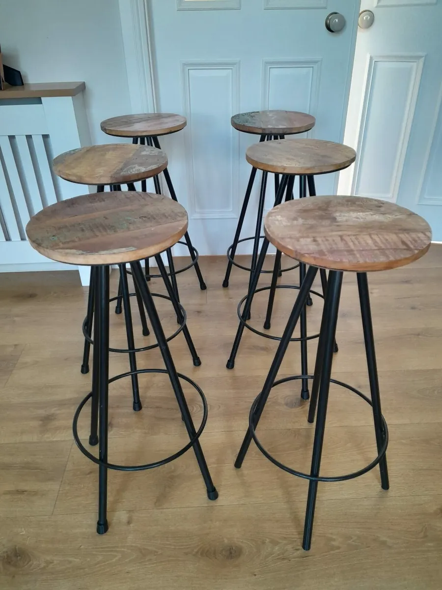6 bar stools - Image 3