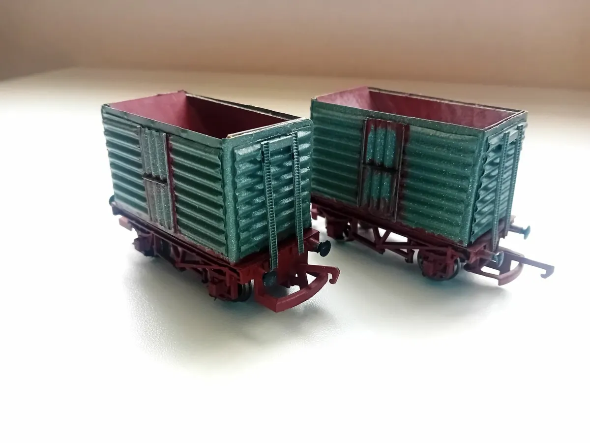 MODEL RAILWAY  IRISH  BEET  WAGONS - Image 3