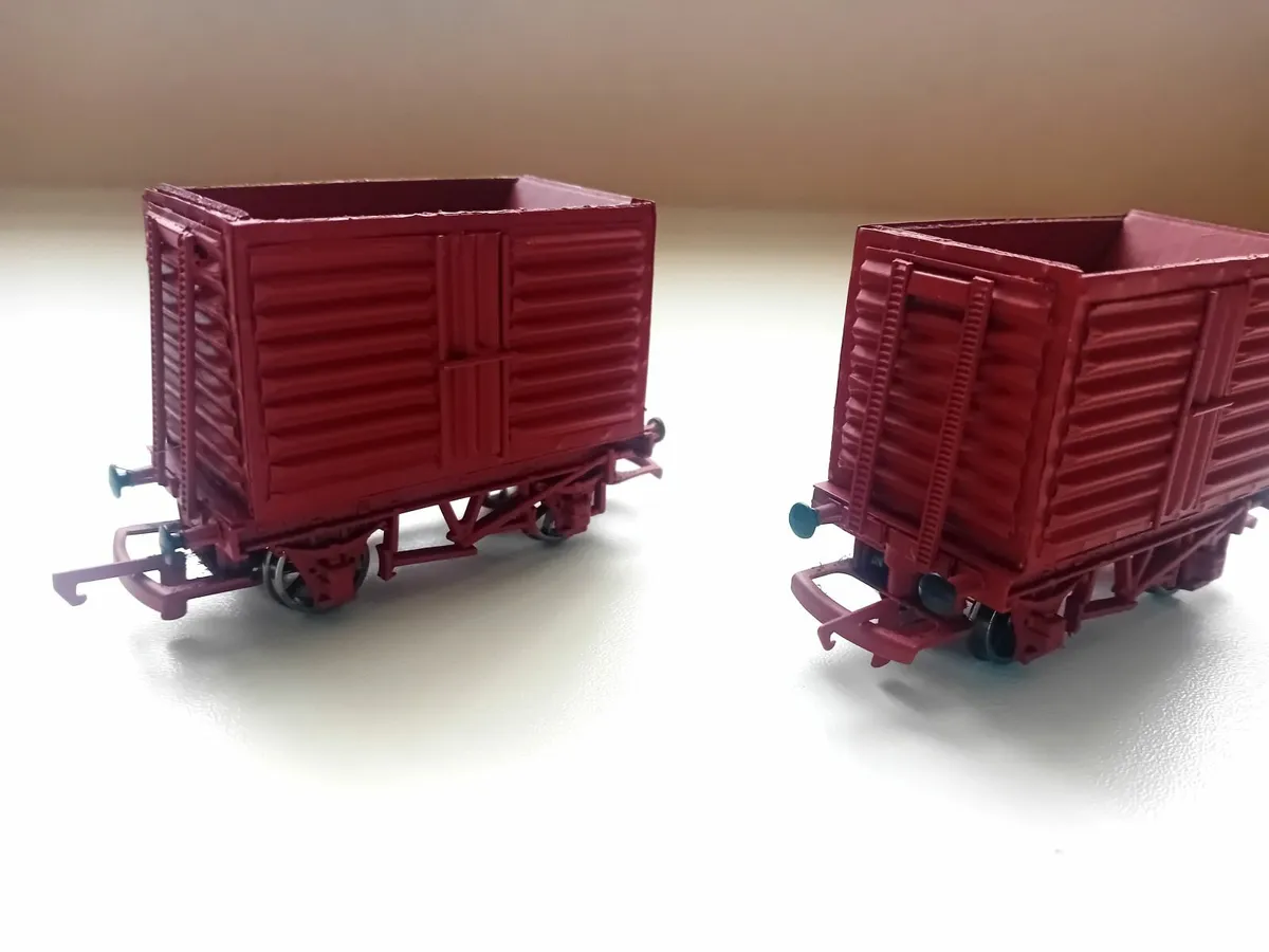 MODEL RAILWAY  IRISH  BEET  WAGONS - Image 4