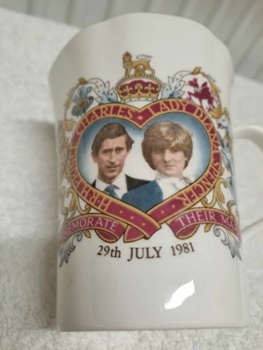 Vintage Prince Charles and Lady Diana wedding mug - Image 2