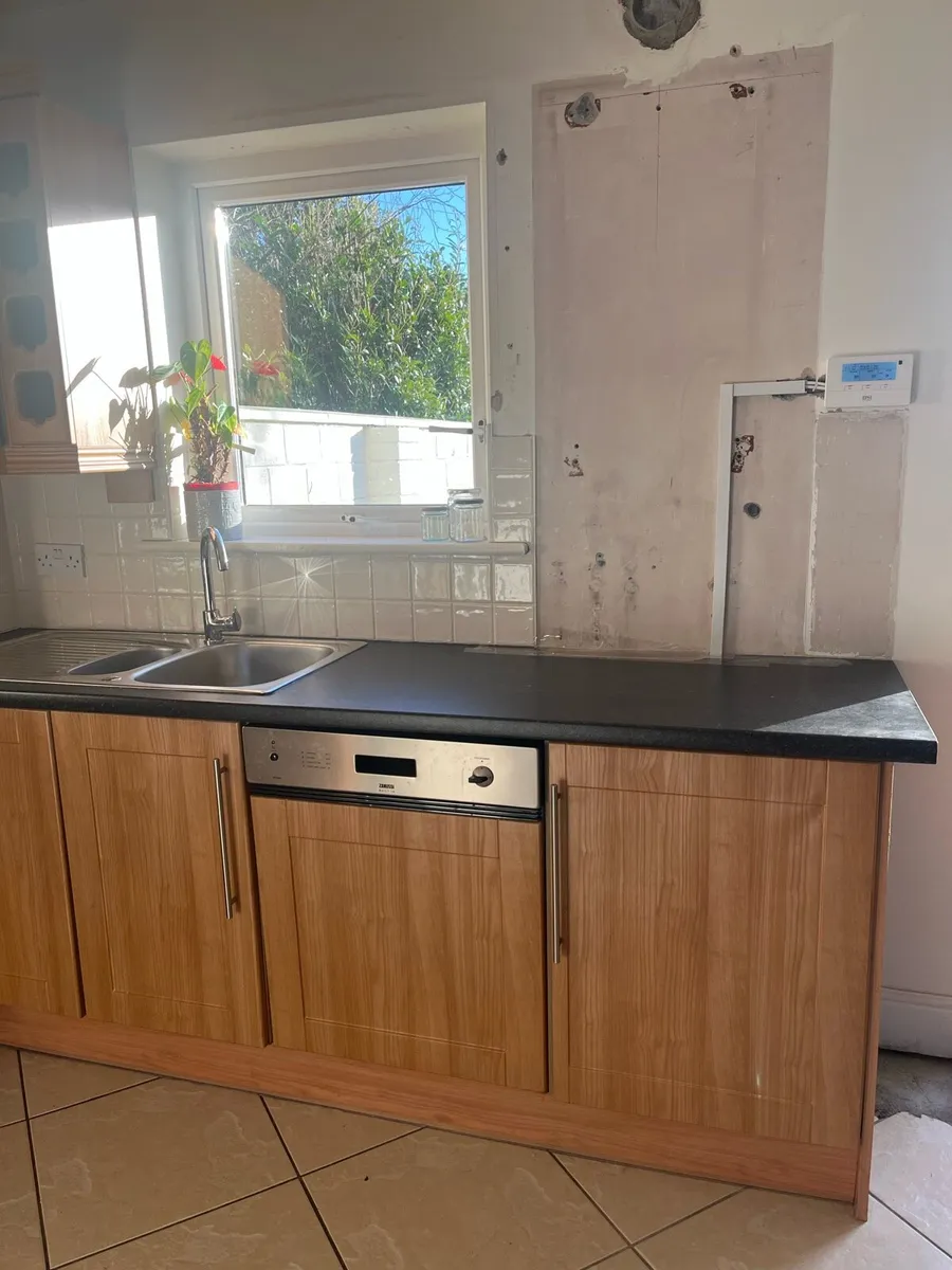 Kitchen units - Image 4