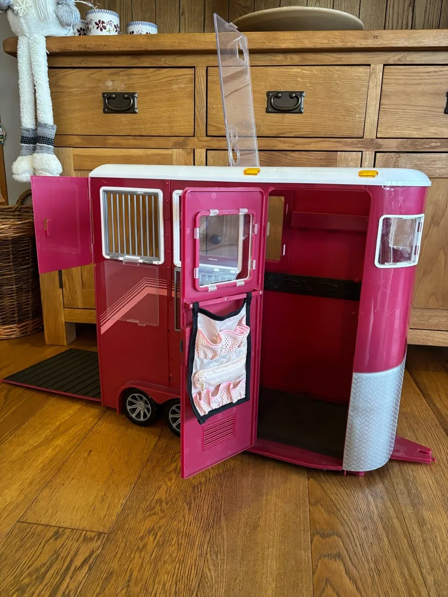 Our Generation Horse Trailer & Jeep - Image 1