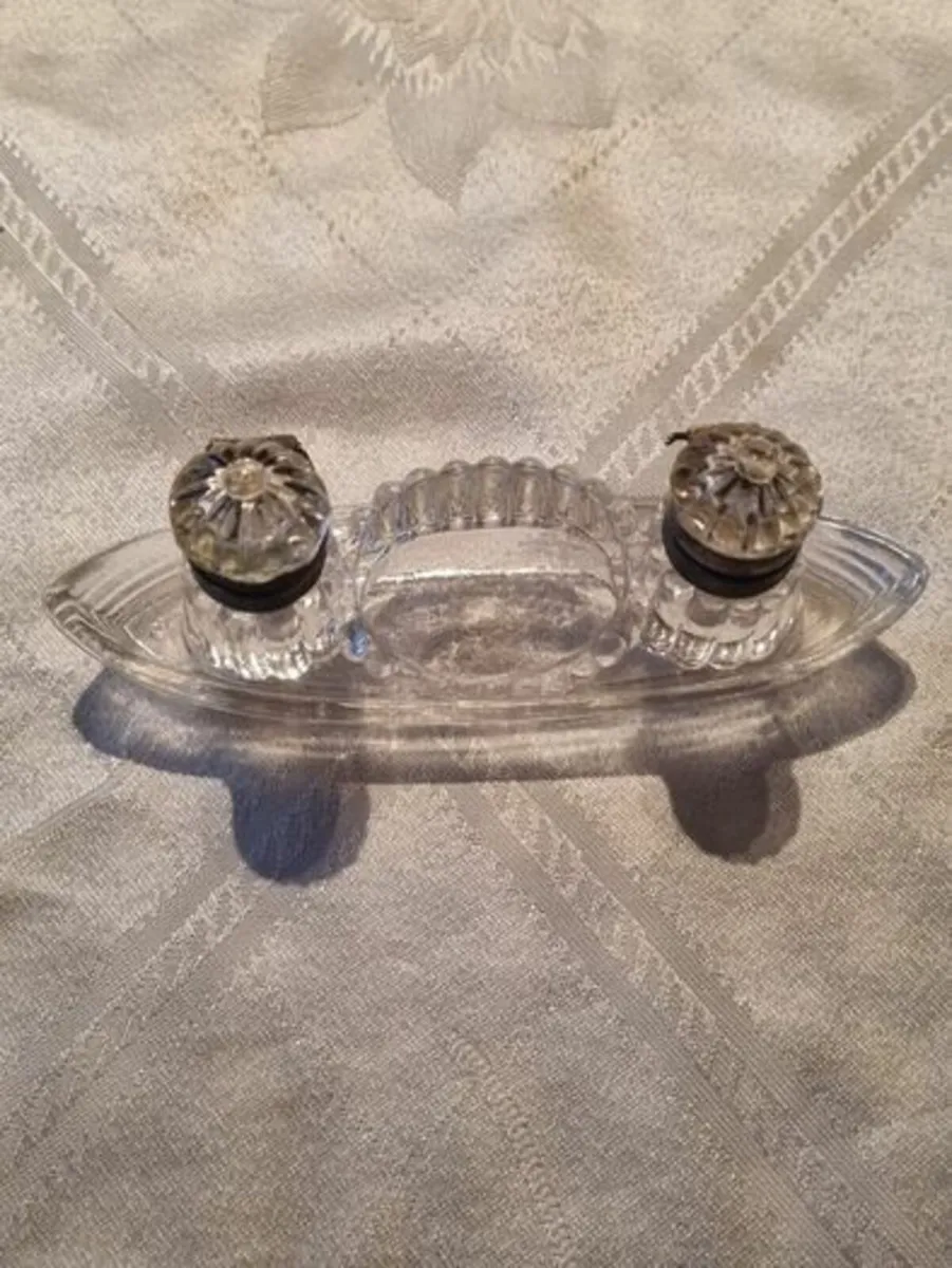 Antique Glass Double inkwell in boat form - Image 3