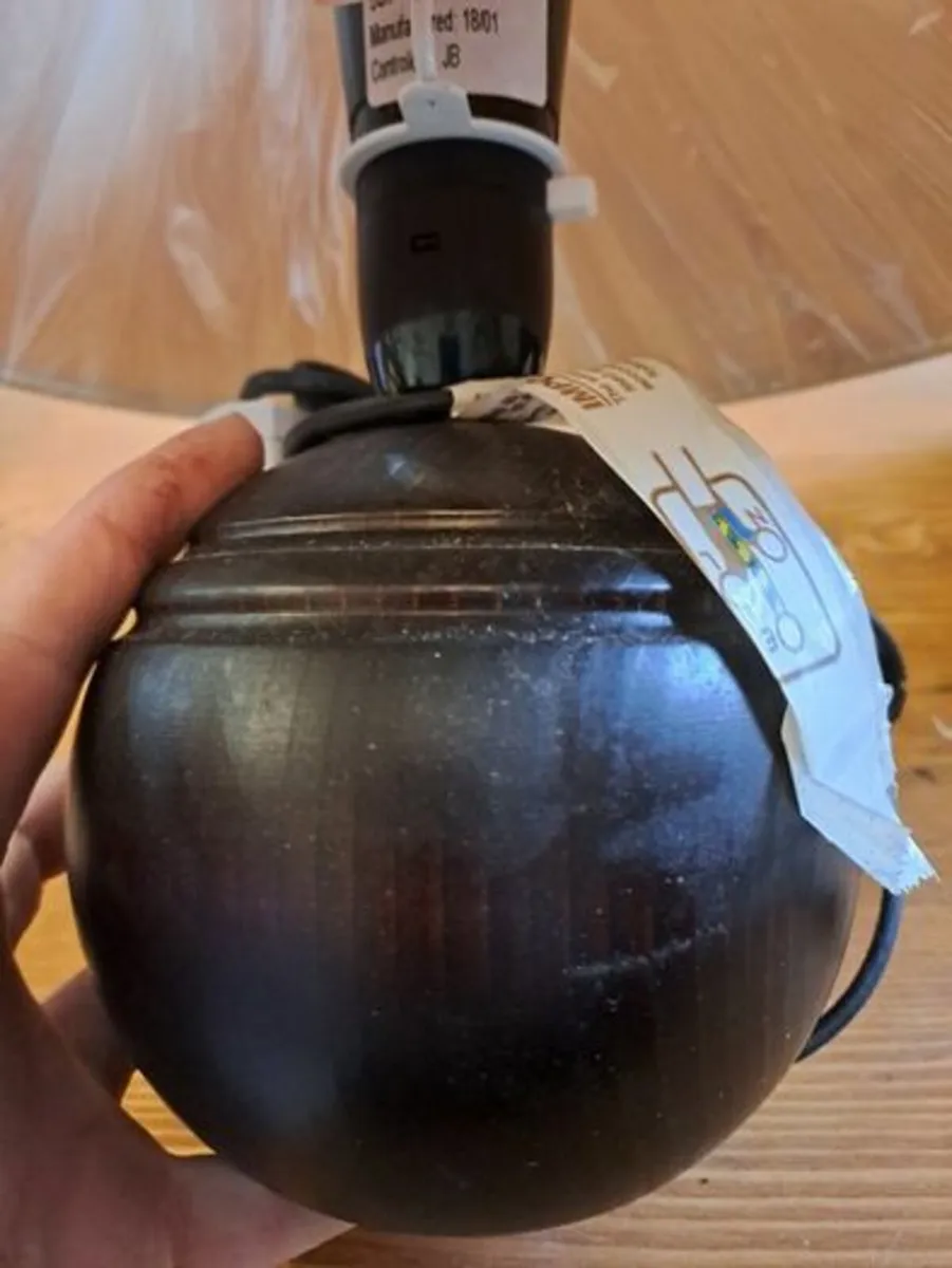 2 beige and ebony Lamps - Image 3