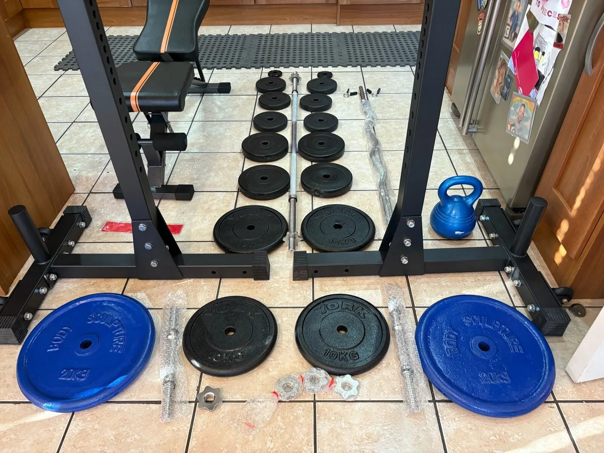 100KG METAL WEIGHTS, HEAVY SQUAT RACK, BENCH +MORE - Image 2