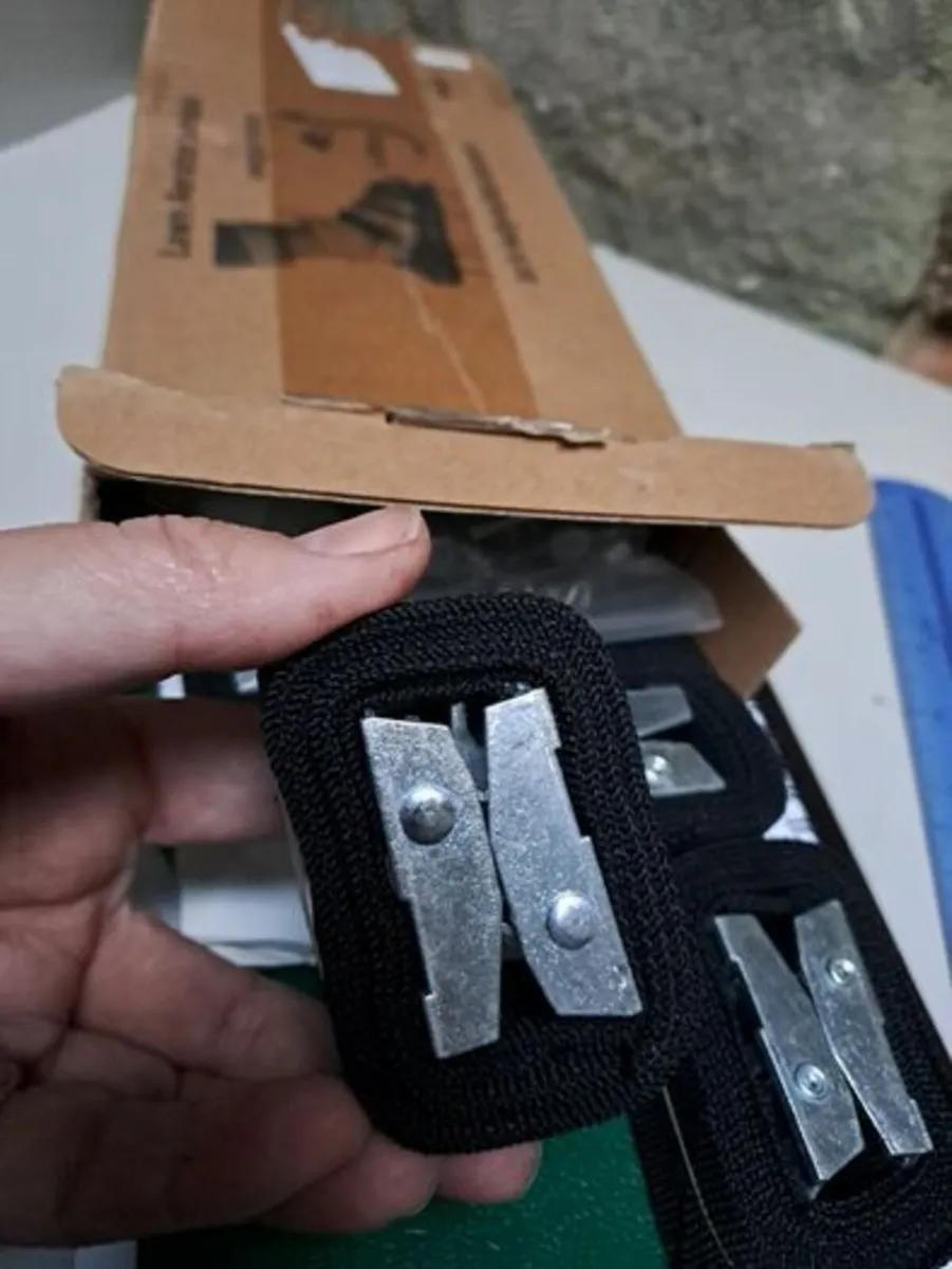 Lawn aerator sandals - Image 3