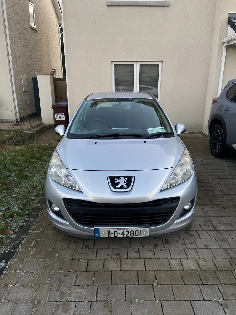 Peugeot 207 2011 - Image 1
