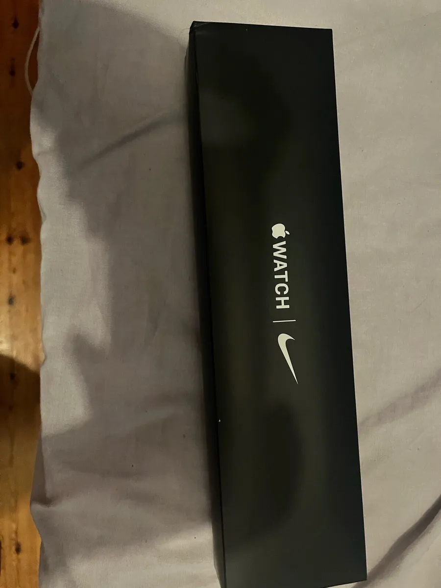Apple Watch Nike se 40mm space grey aluminium(gps) - Image 1