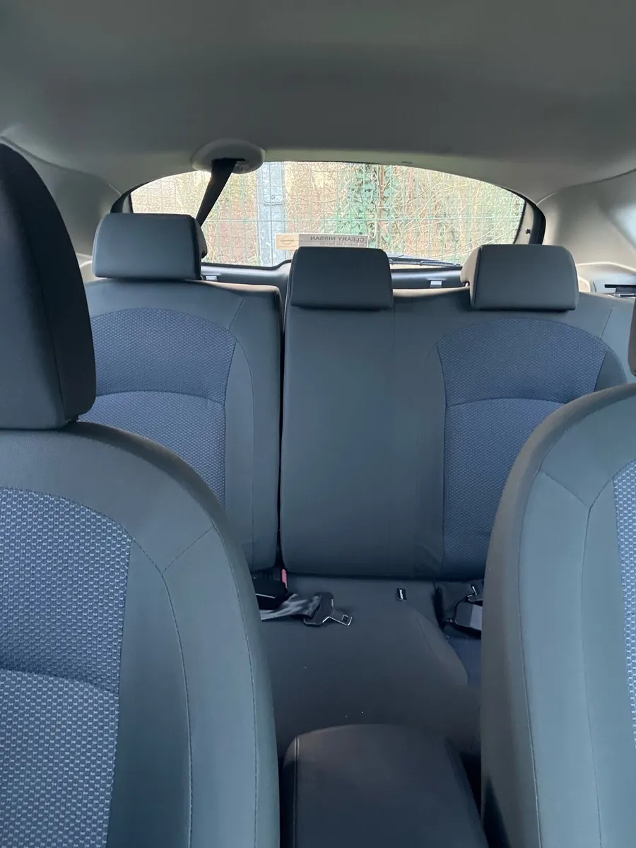 Nissan Qashqai 2011 - Image 3