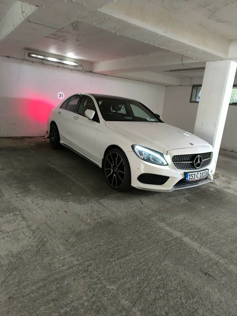 Mercedes C250 bluetec AMG line premium - Image 4