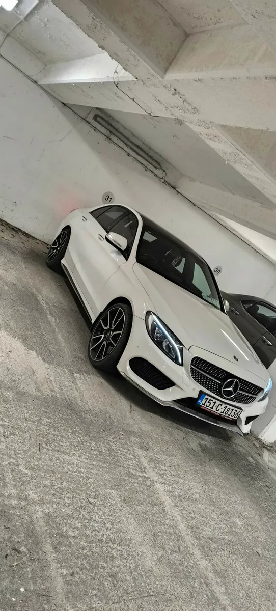 Mercedes C250 bluetec AMG line premium - Image 1