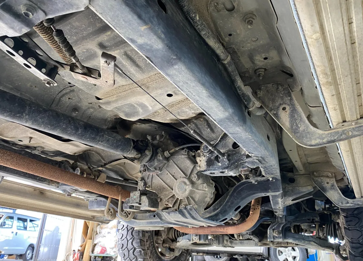 Toyota Hilux 3.0 Diesel Extra Cab 4WD – Japan - Image 4