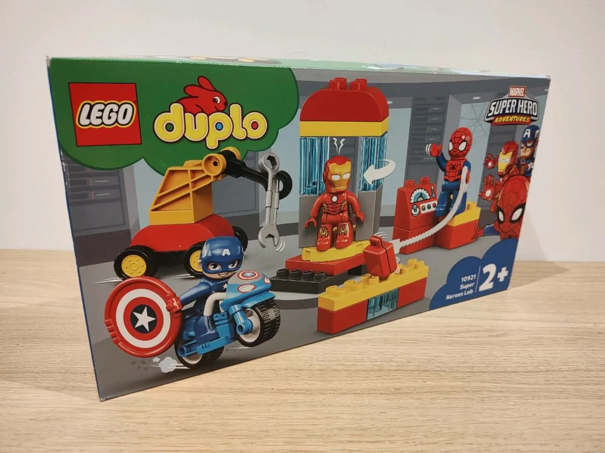 Duplo Lego Marvel Super Heroes Lab Adventure Set - Image 1