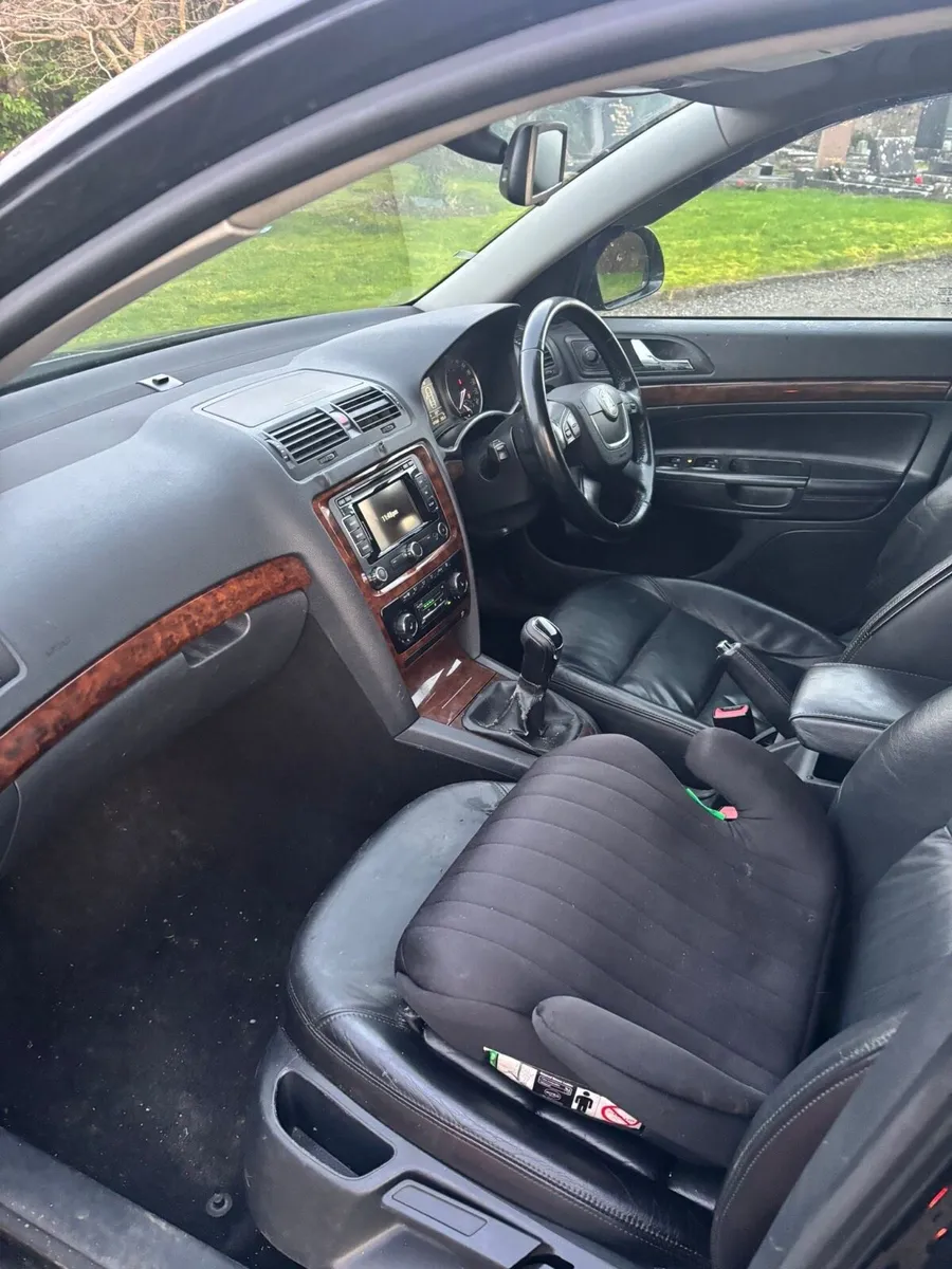 Skoda Octavia 2012 1.6 Diesel - Image 4