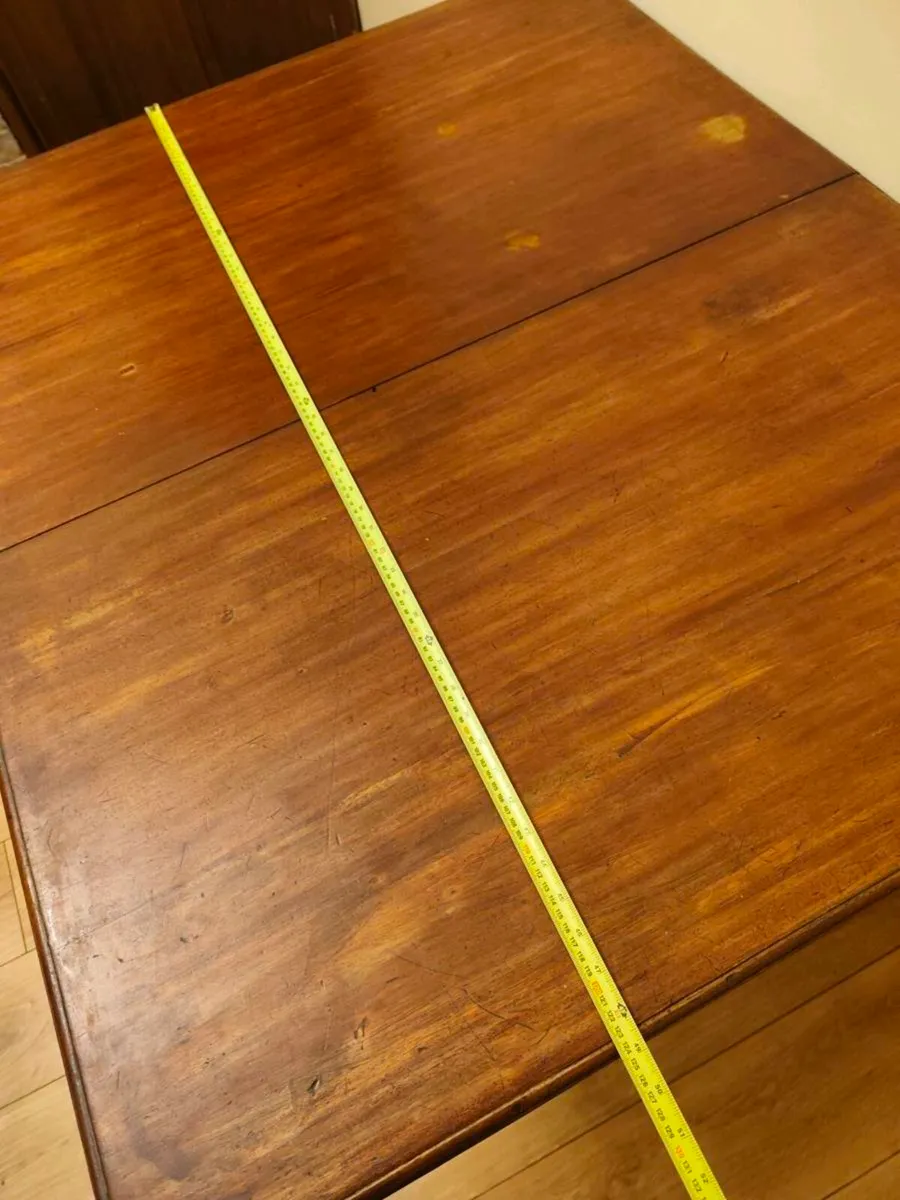 Dining table - Image 3