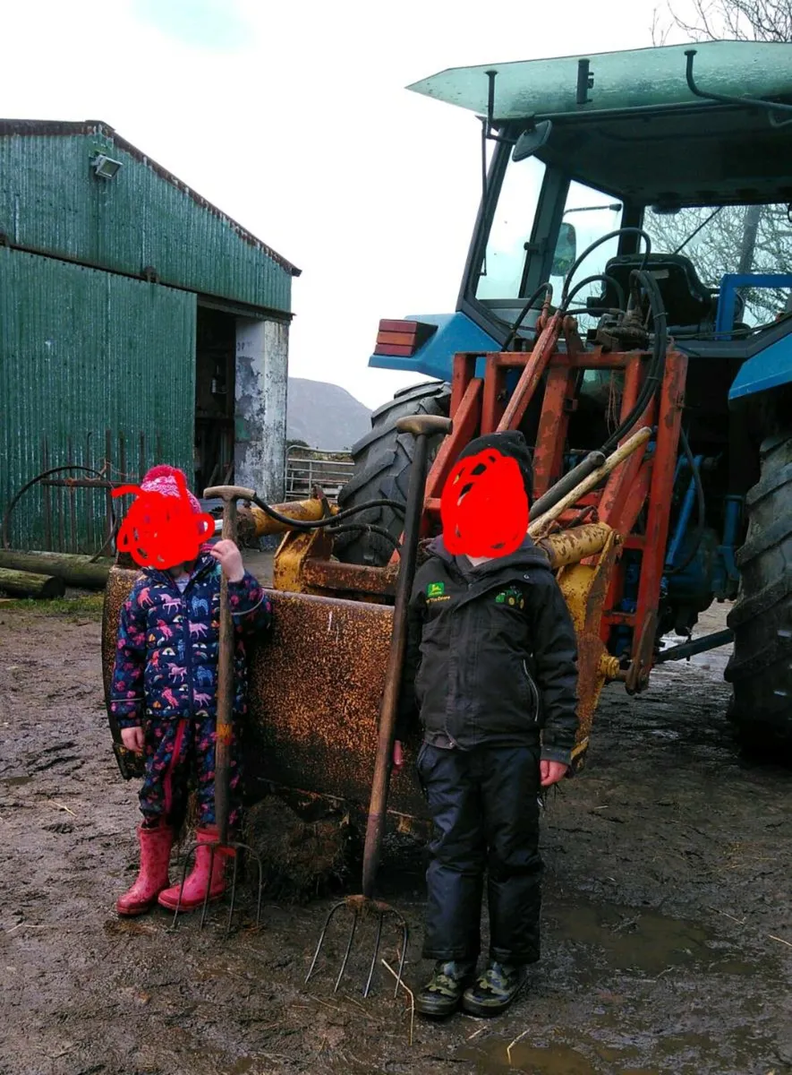 Silage Grab & Grape - Image 1