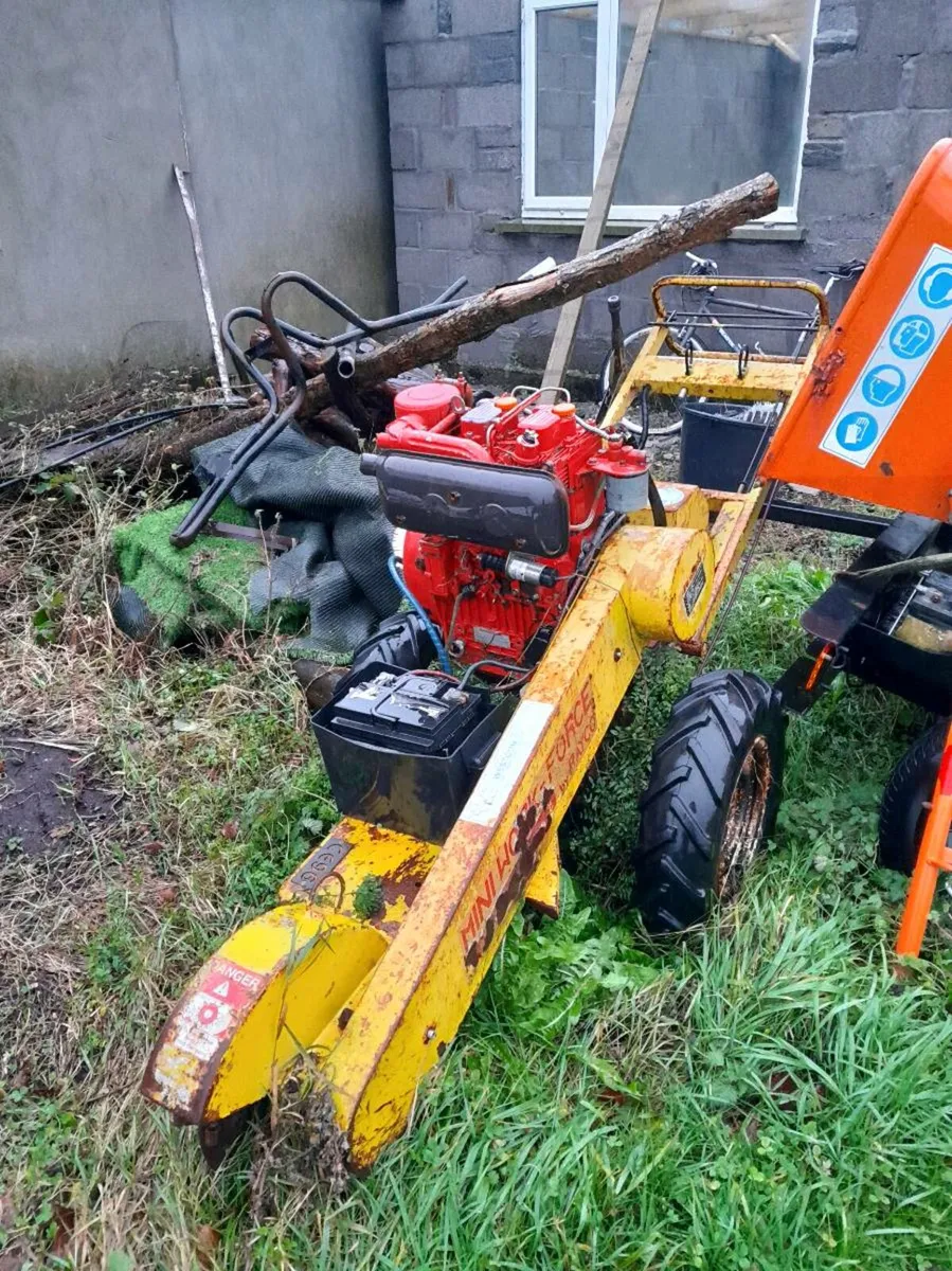 Stump grinder - Image 1