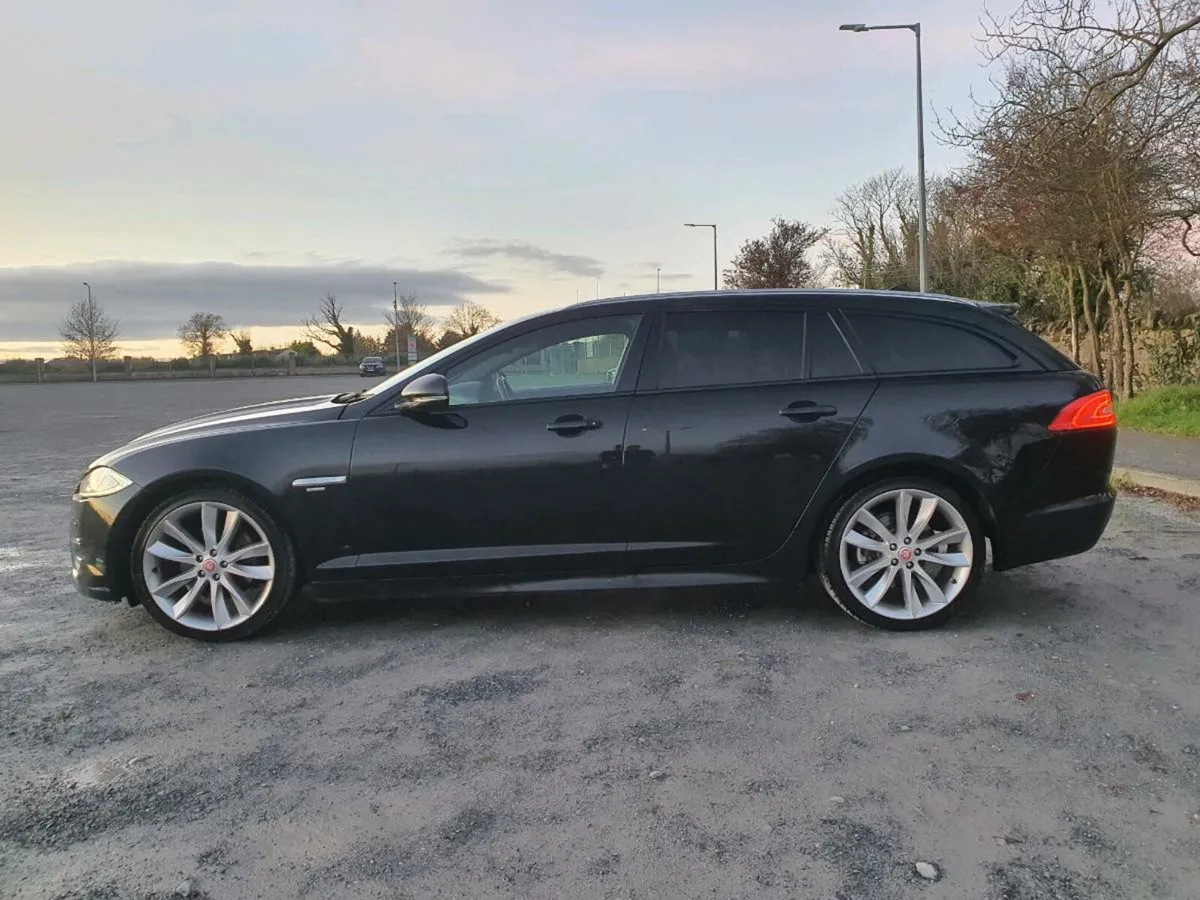 JAGUAR R-SPORTBRAKE 200 BHP 2.2 2015 - Image 3