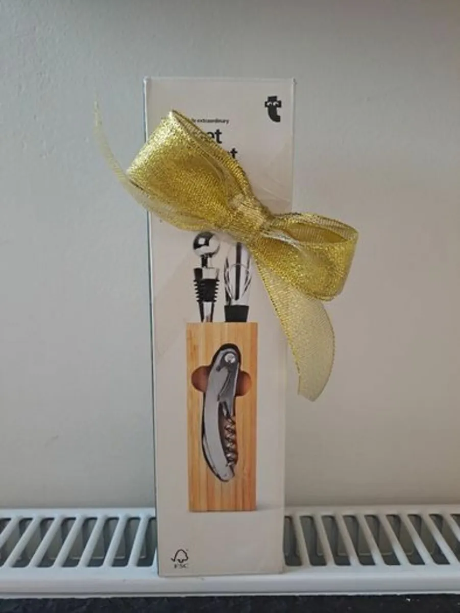 Wine opening set New - Image 4