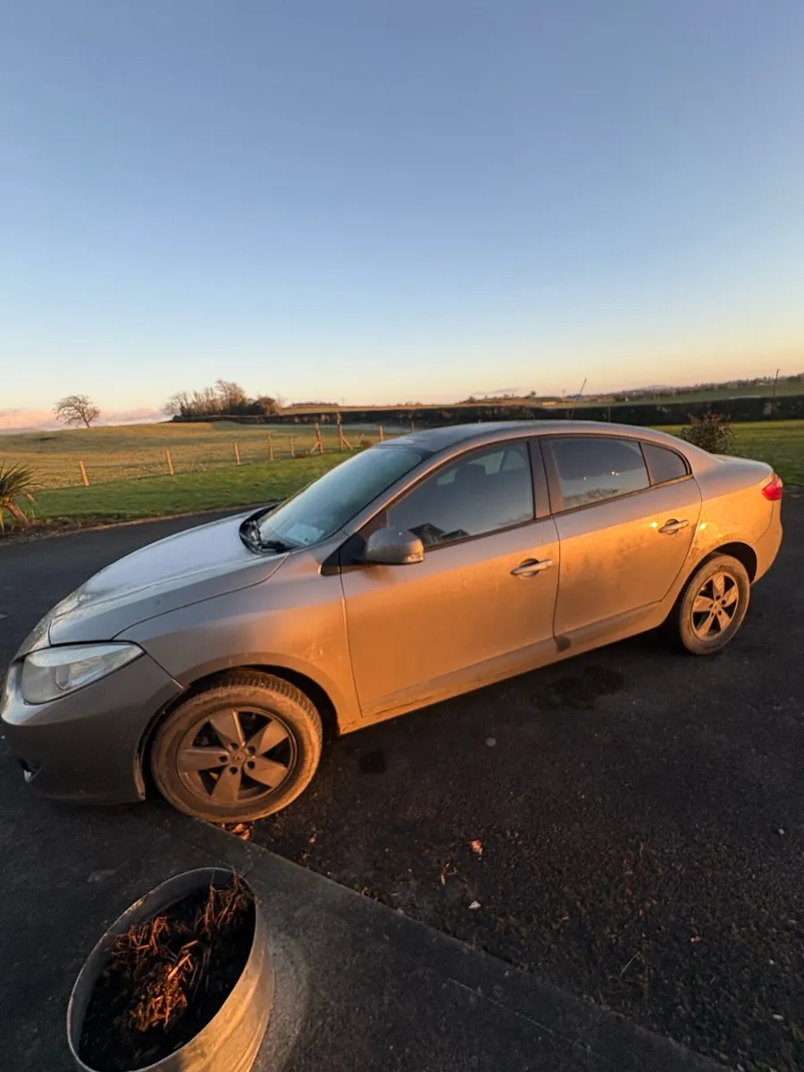 2011 Renault Fluence - Image 2
