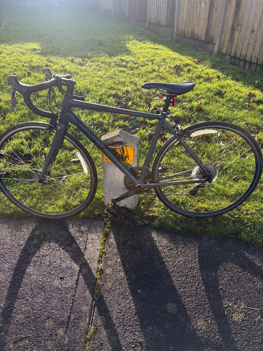 Genesis Delta 10 road bike - Image 2