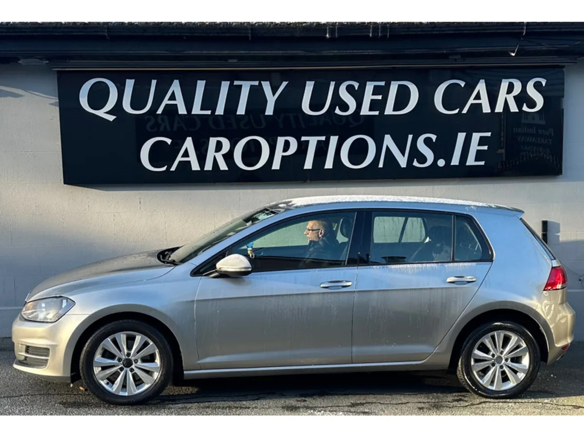 Volkswagen Golf 1.6 TDI SE BLUEMOTION 105PS 5DR// - Image 2