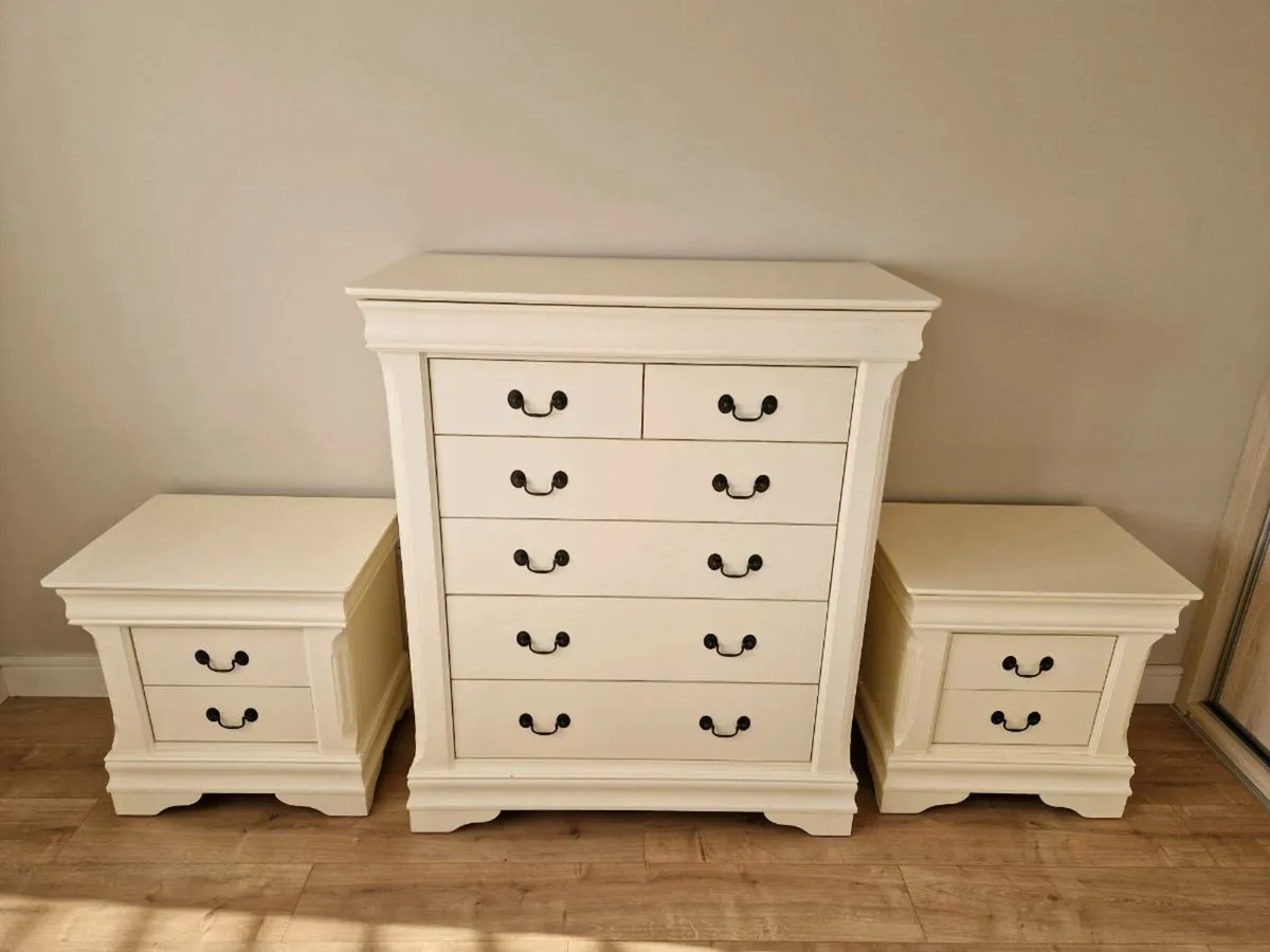 Tall boy drawers and lockers - Image 1