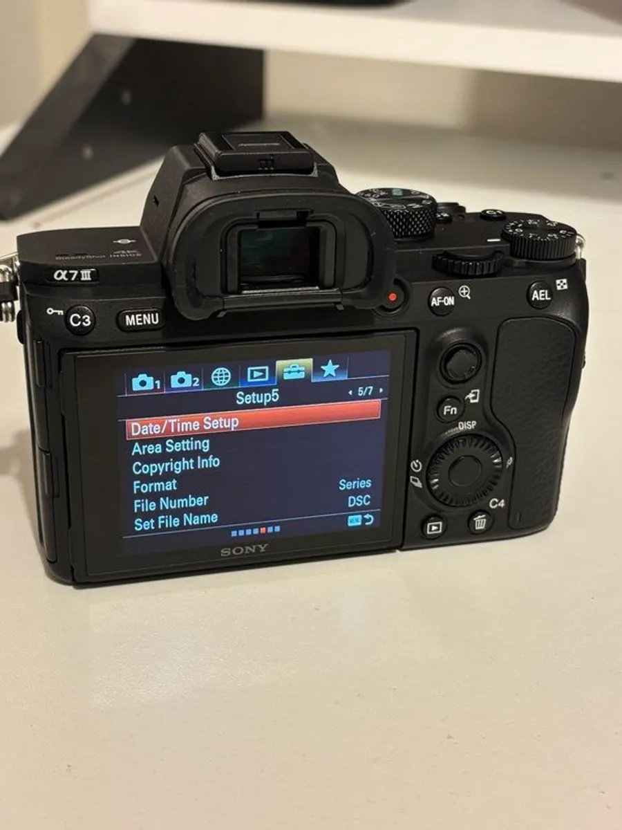 Sony Alpha 7 iii Professional Camera (Body Only) - Image 4