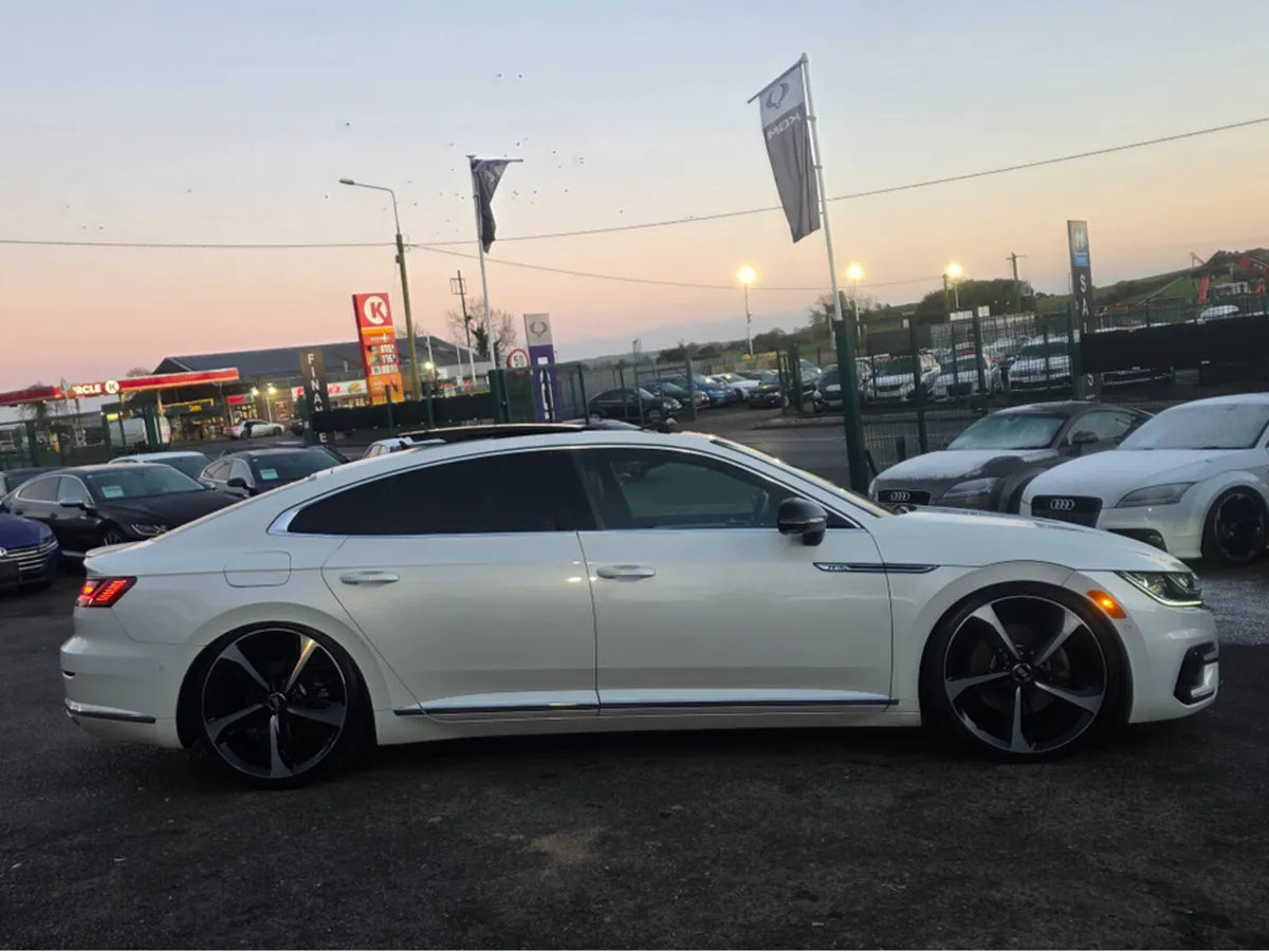 Volkswagen Arteon 2.0 TSI R-LINE PANORAMIC SUNROOF - Image 4