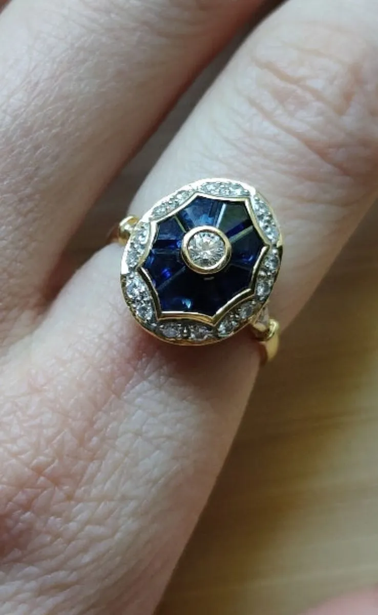 18 k diamond and sapphire - Image 1