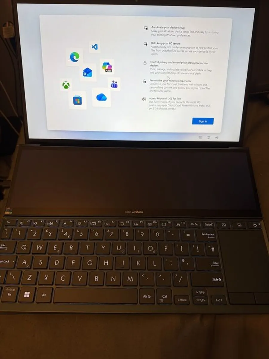 Asus Zenbook Duo 14" UX482EAR - Image 1