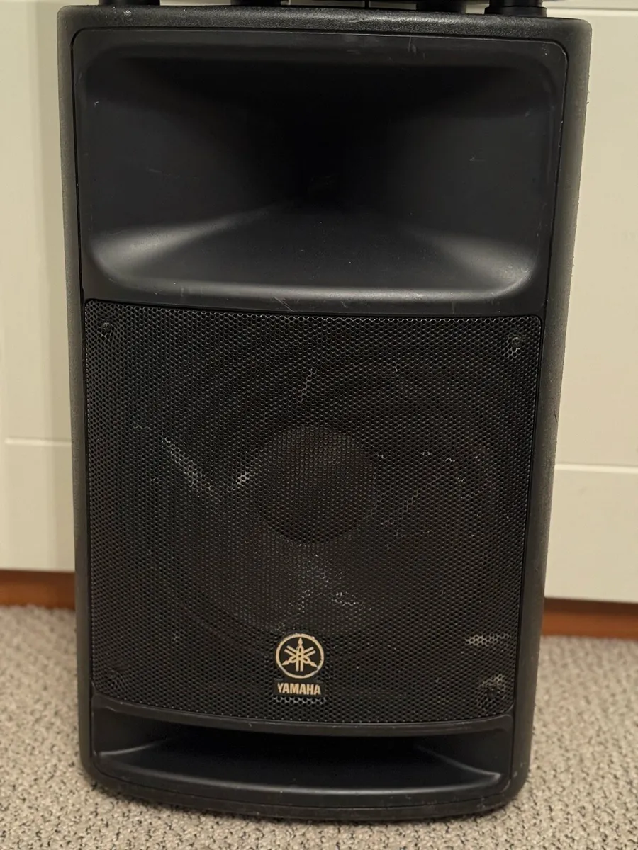 Yamaha msr400 Active speakers - Image 2