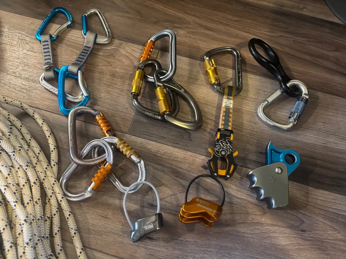Climbing Equipment - Image 2