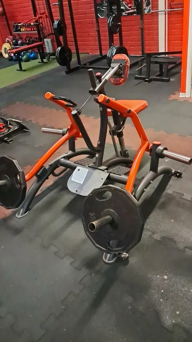 Gym equipment , back muscles, Lat pulldown - Image 4