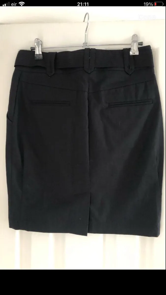 Ladies BNWT skirt size 8 €20 - Image 2