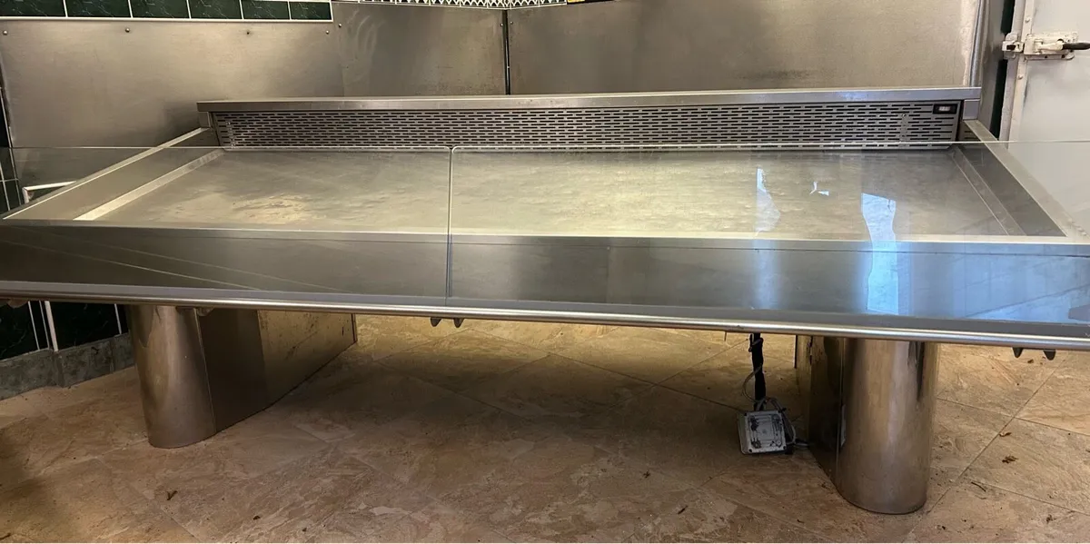 Fish / meat refrigerated stainless steel display - Image 1
