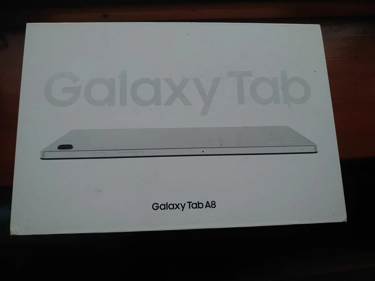 Samsung Tablet brand new factory sealed in box - Image 3
