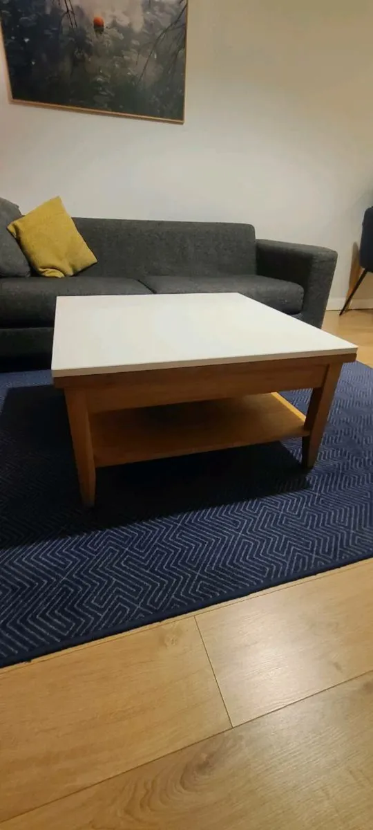 Coffee table and Kitchen table - Image 3