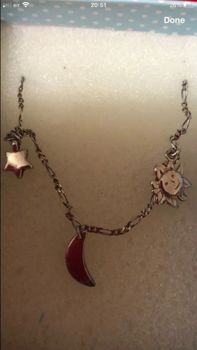 Child’s sliver bracelet €15 - Image 2