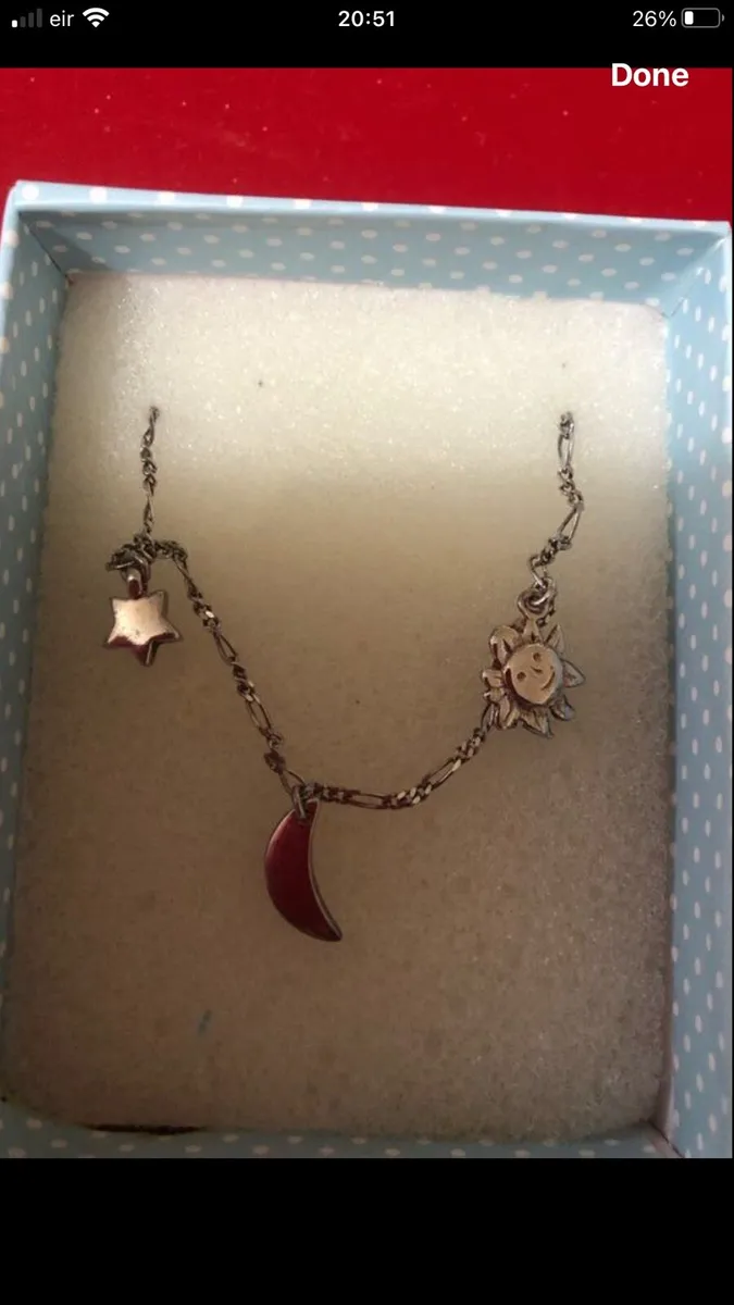 Child’s sliver bracelet €15 - Image 4