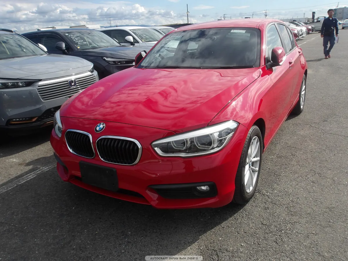 2015 bmw 1 series only 30,000km like new - Image 1
